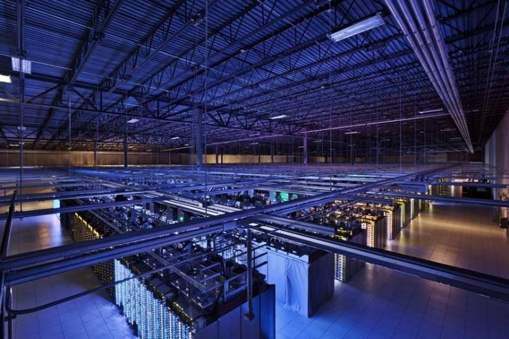 Energy storage: constant challenges vs. huge potential